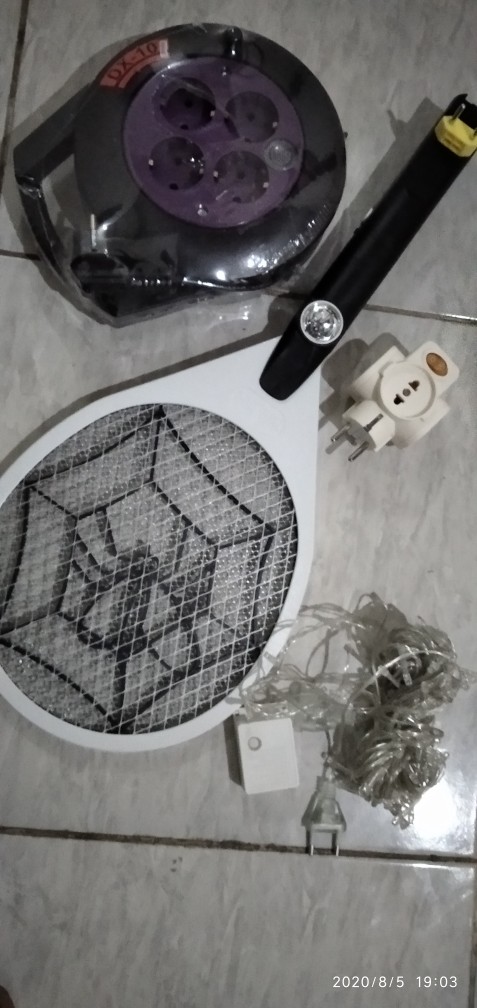 Raket Nyamuk Charge + Senter Led Vdr 101rn