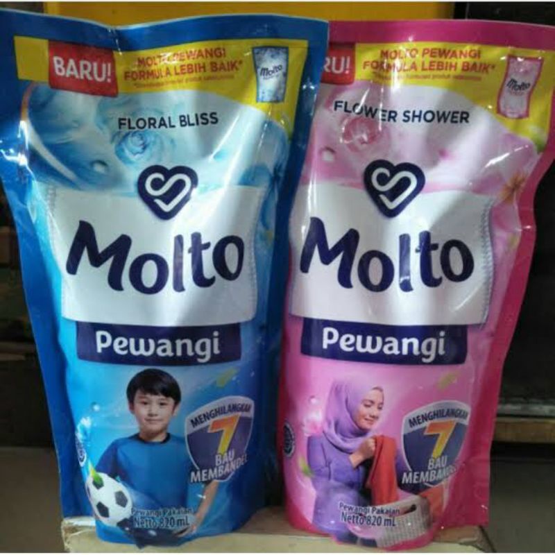 Molto pewangi 820 ml