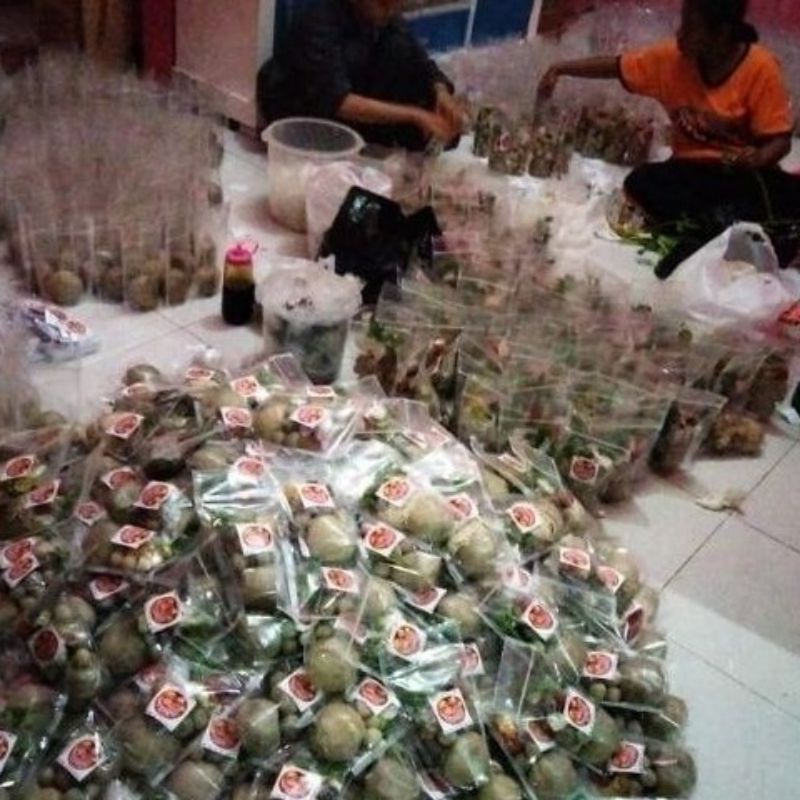 

Cilok Jontor @Kulinersimontoks_ Tasikmalaya