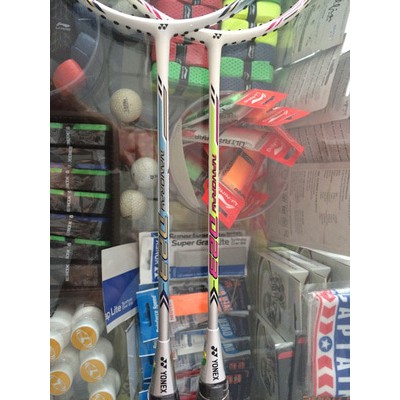 raket yonex nanoray d23