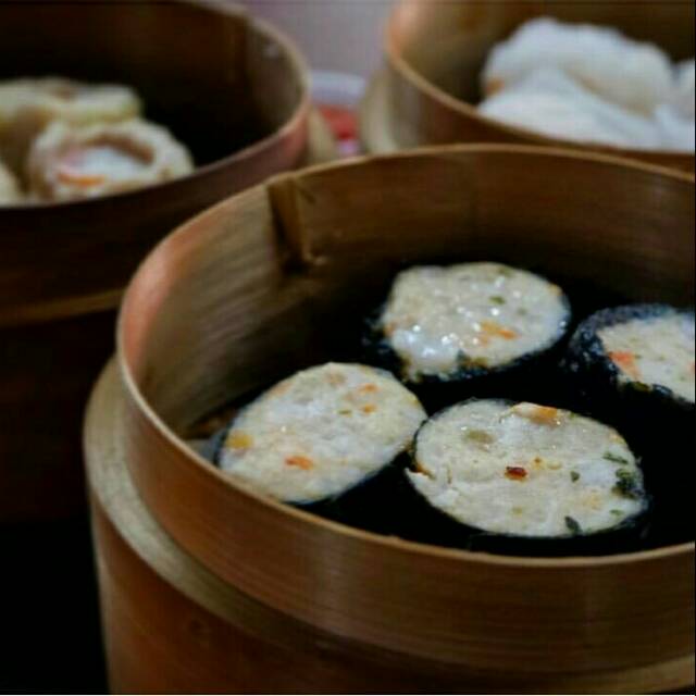 

Dimsum siomay nori ayam