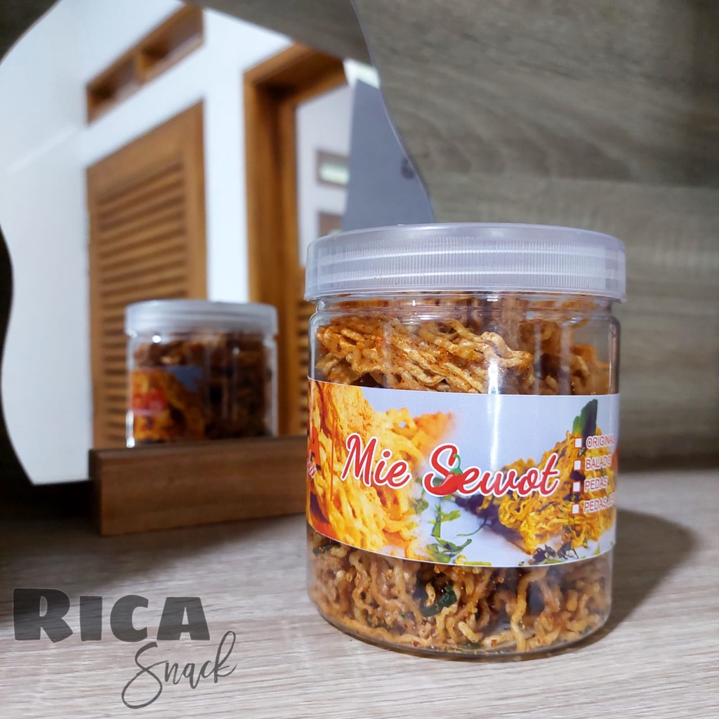 

Beli 1 Toples isi 600 ML Gratis 1 Pouch Mie Sewot Otentik Resep Mamah Epon