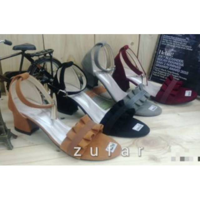 Heels Zimurren