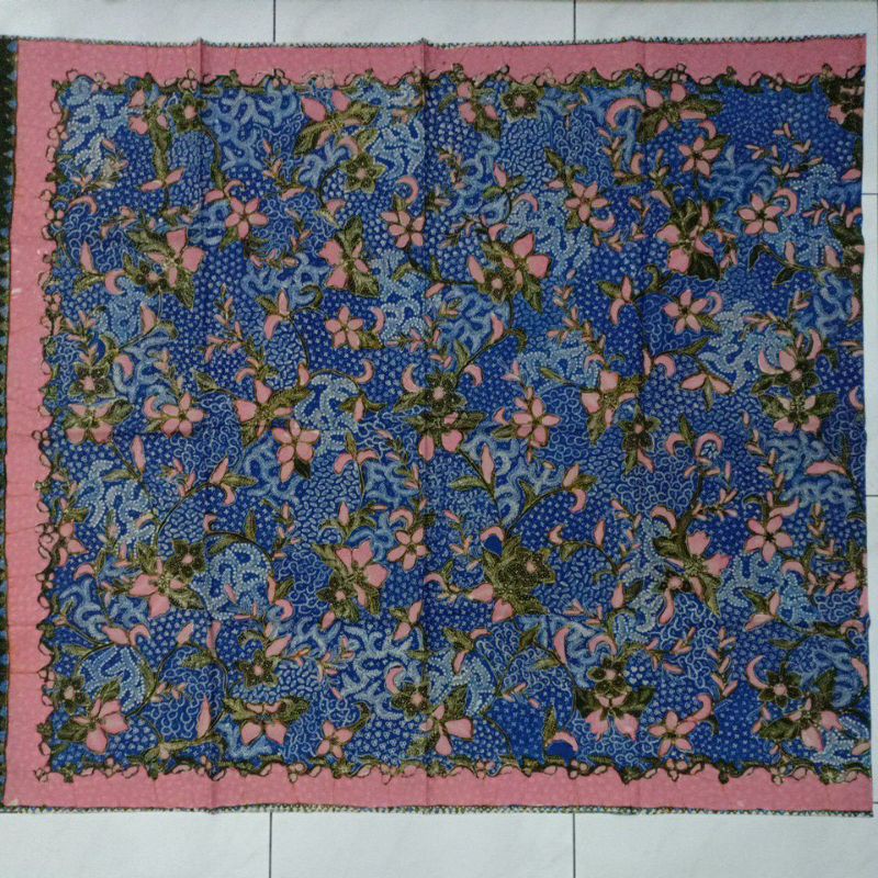 Batik Tulis Lasem Klasik