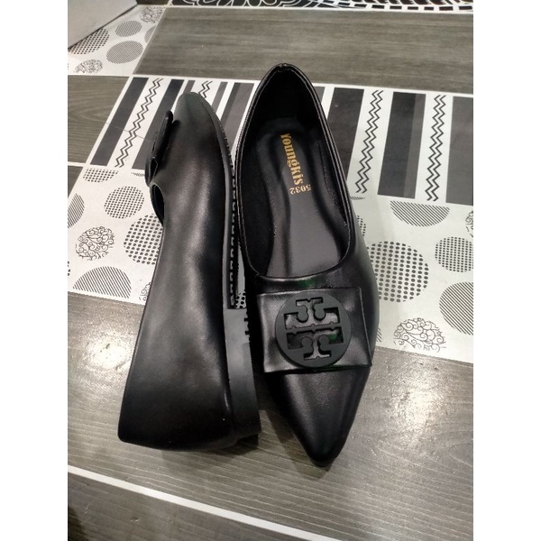 Pansus Wanita Model  Flatshoes