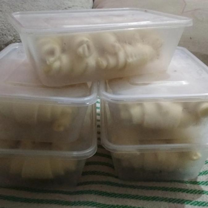 

Frozen Mini Croissant Dough 30 Gr isi 10 pcs - Pure Butter