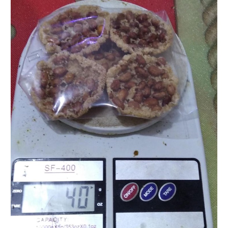 

Peyek kacang unyil
