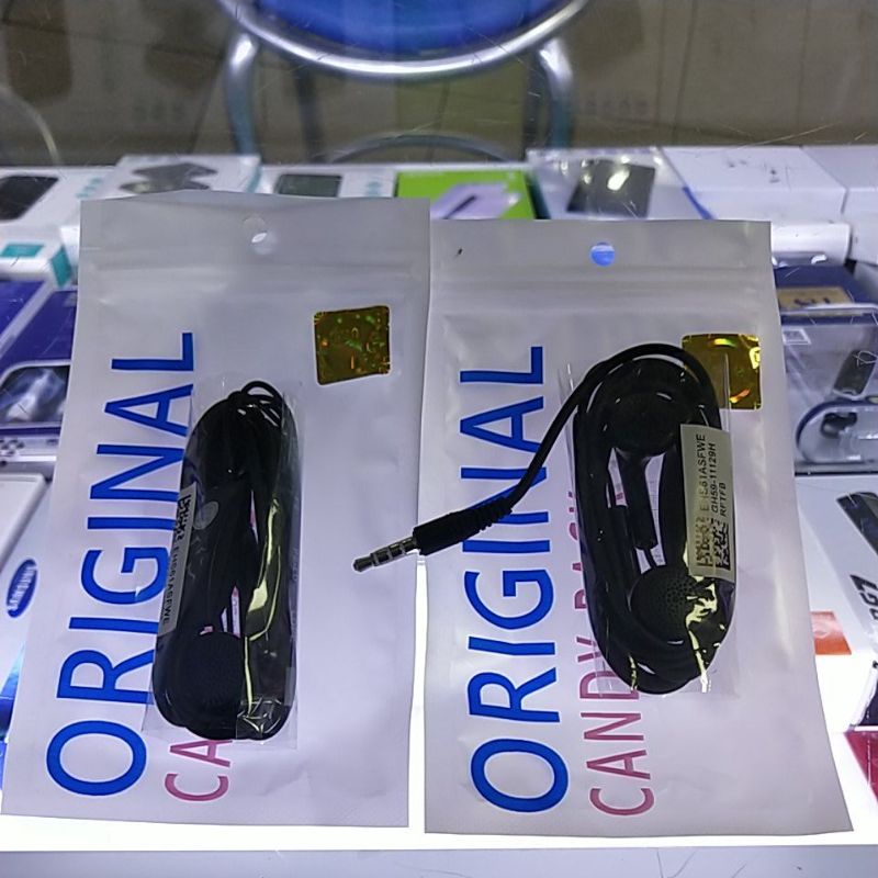 headset original samsung A22 5g. A72.A73. warna Hitam. BERGARANSI