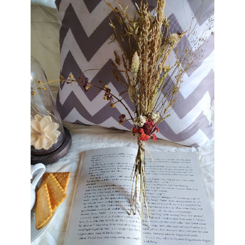 KINDNESS DRIED FLOWER, BOUQUET BUNGA KERING AESTHETIC