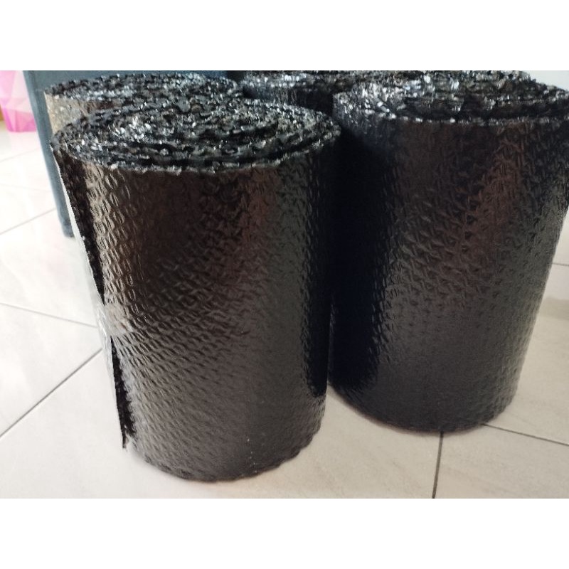 

BUBBLE WRAP HITAM uk 30cm x 10 meter merk GMP WLBEE