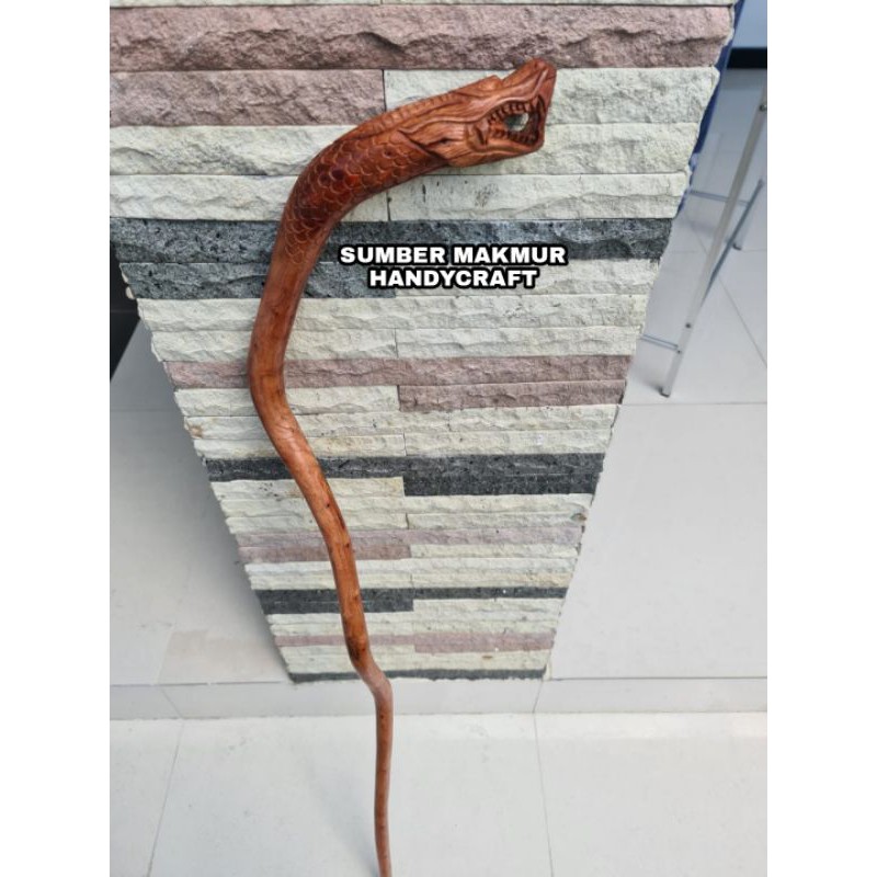tongkat jalan kayu setigi laut ukir ular piton