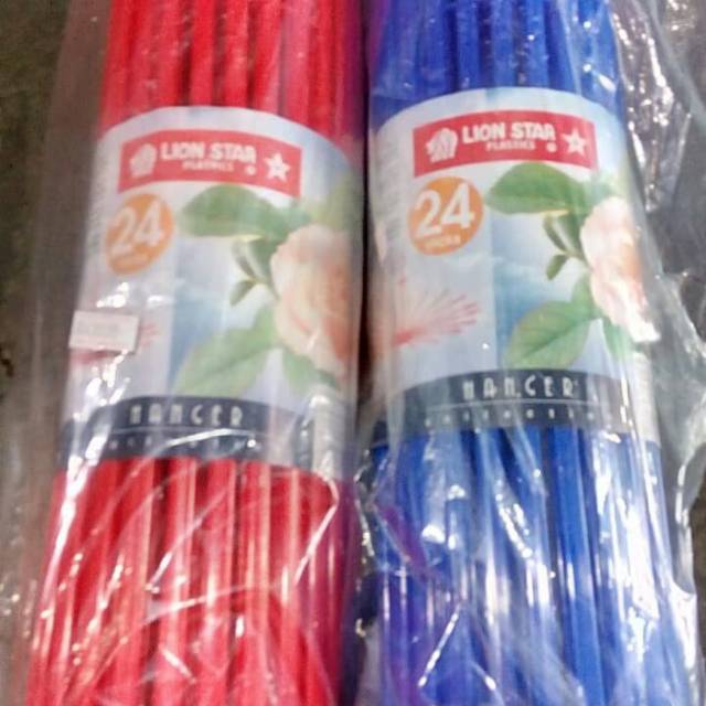 Gantungan baju bayi lion star