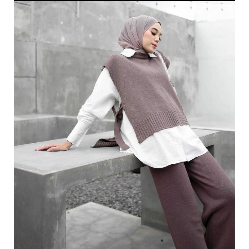 vest rajut /lova vest /rompi rajut /rompi wanita