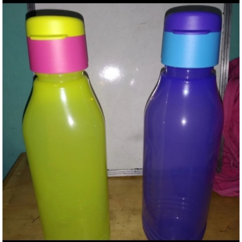 Groovy bottle tupperware