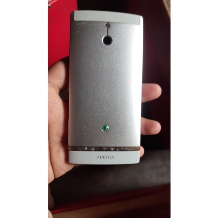hp antik SONY ERICSSON LT22I atau  EXPERIA P normal