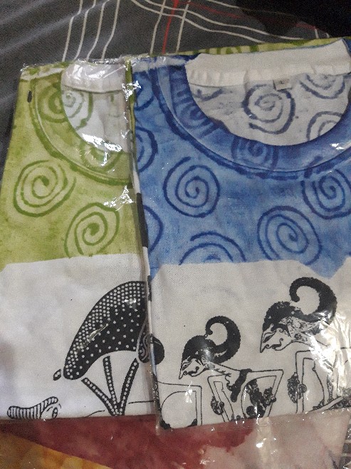 Ecer Kaos Abstrak, Motif Banyak, Kaos Wayang, Kaos Jogja, Kaos Batik, Kaos Batik Wos