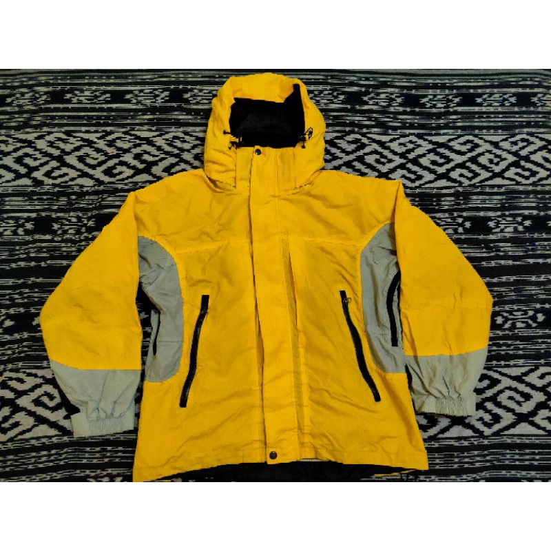 Jaket Second Unbrand Gore-Tex