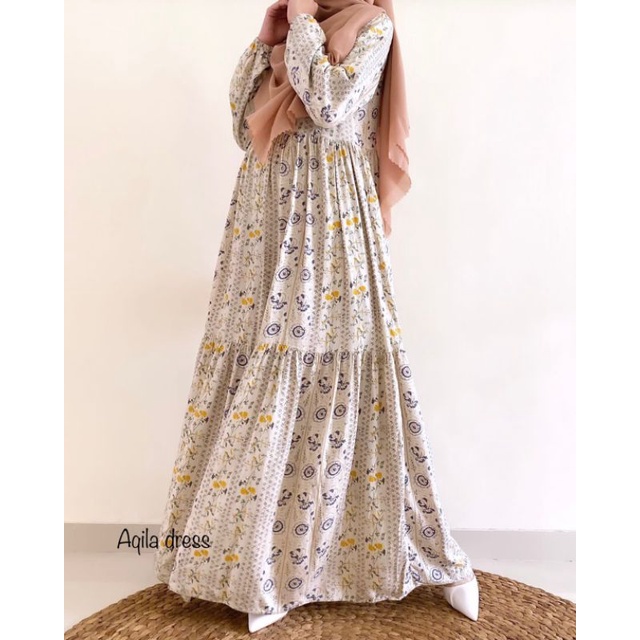 AQILA DRESS Latasha Outfit
