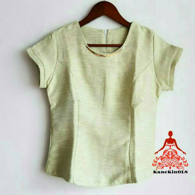 oGold necklace wedges blouse