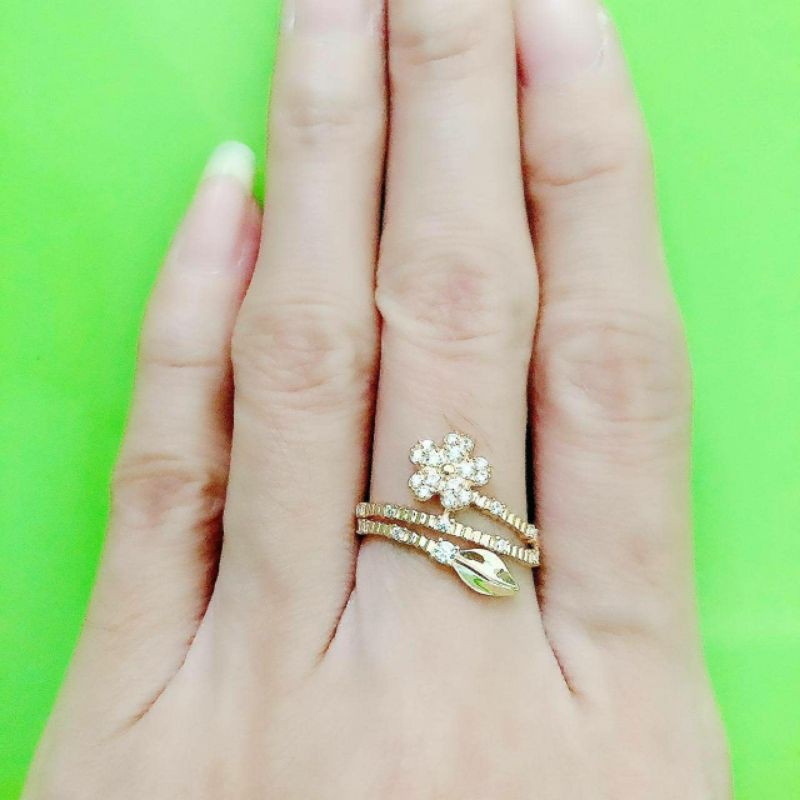 Cincin bunga daun mata melingkar kadar 375