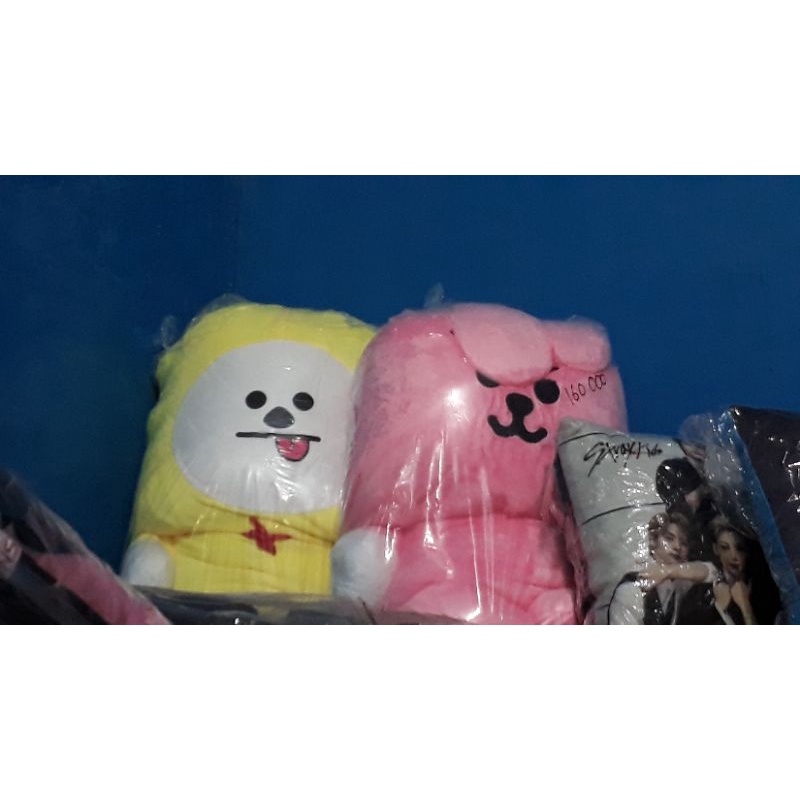 boneka jumbo bt21