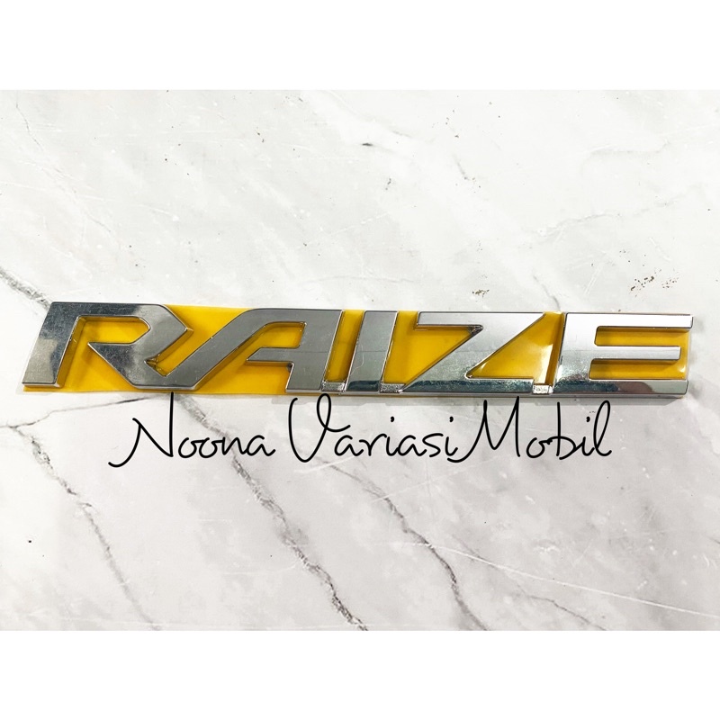 Logo Emblem Toyota Raize Chrome