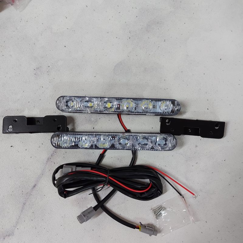 Lampu DRL model Fortuner 6led