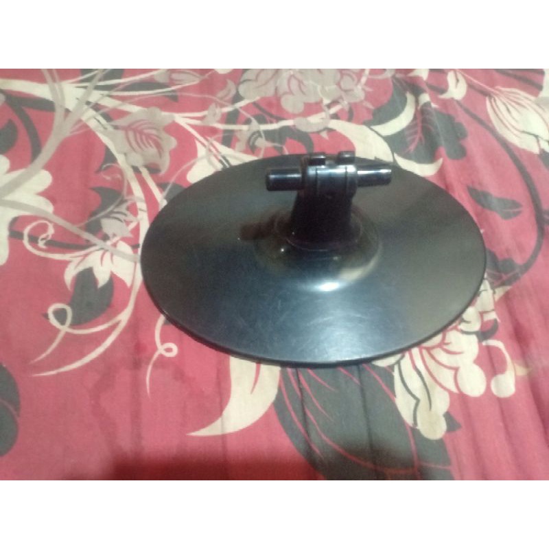 Kaki Monitor Lcd LG 22inch