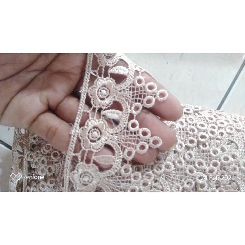 Renda Meteran Murah Mewah Untuk Gamis uk.6cm