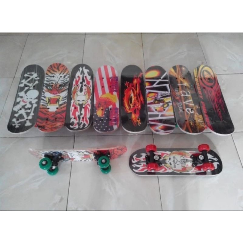 papan seluncur skateboard anak sedang - mainan anak skateboard