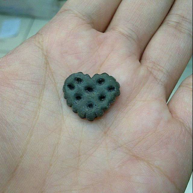 

1 Piece Aplikasi Kue Biskuit Coklat Love 15x18mm
