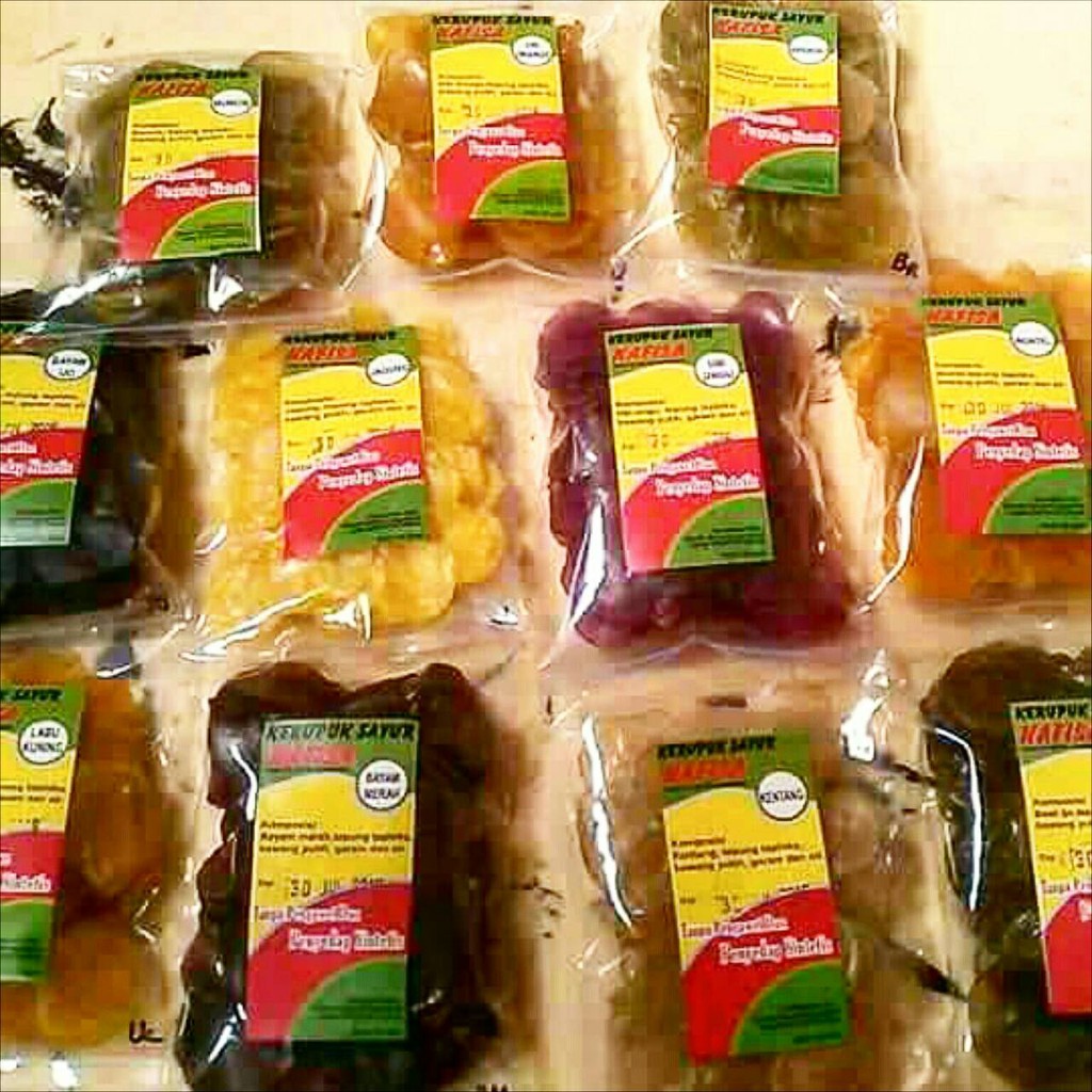 

KRUPUK SAYUR ALAMI MENTAH NON MSG