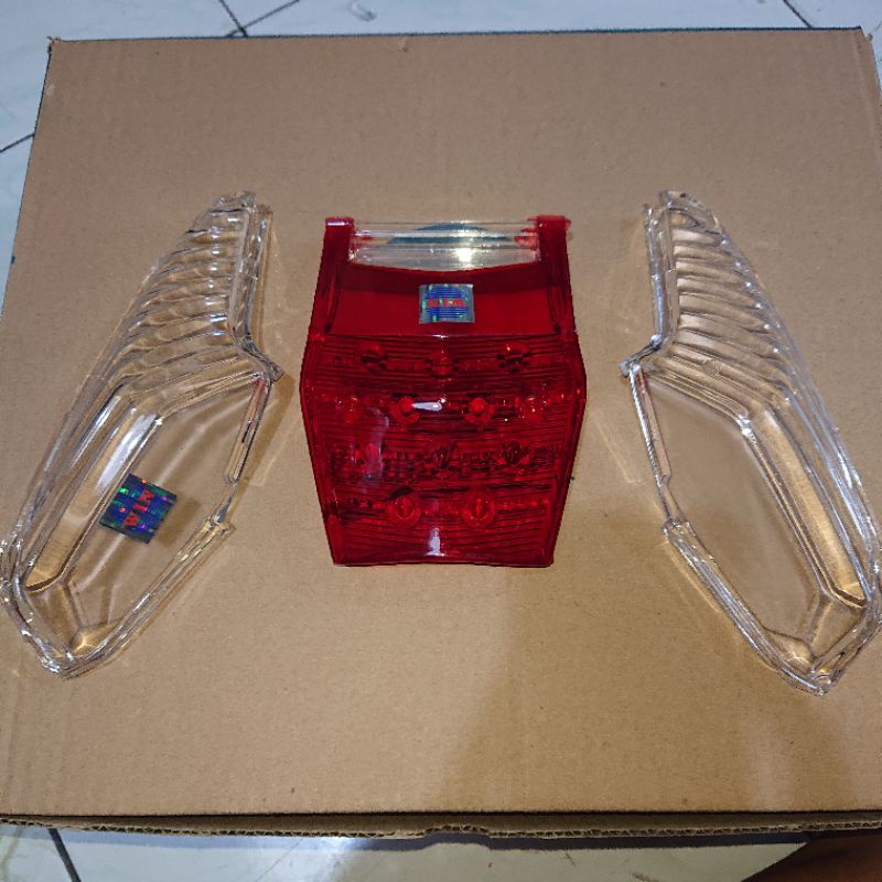 Mika Sein 1 set Lampu Belakang Honda Supra X 125 Old