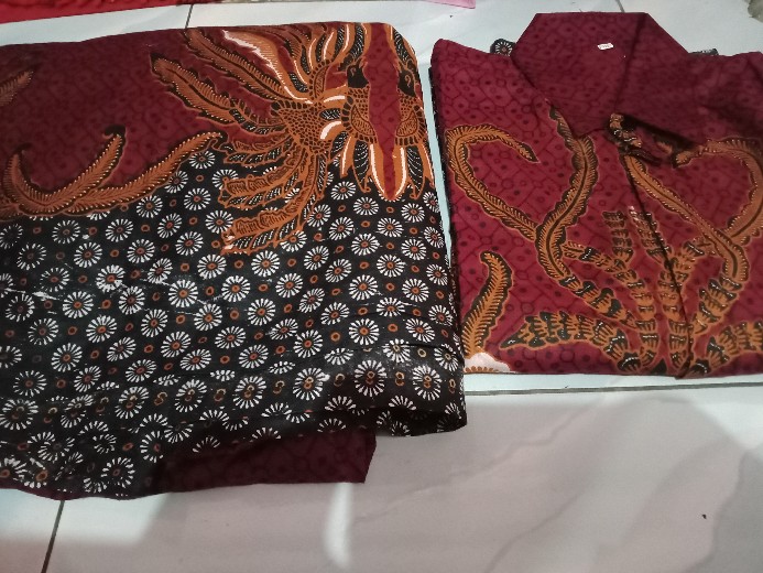 Batik Couple Keluarga Sania Ruffle Ori Ndoro Jowi Dnt Motif Tarantula Merah