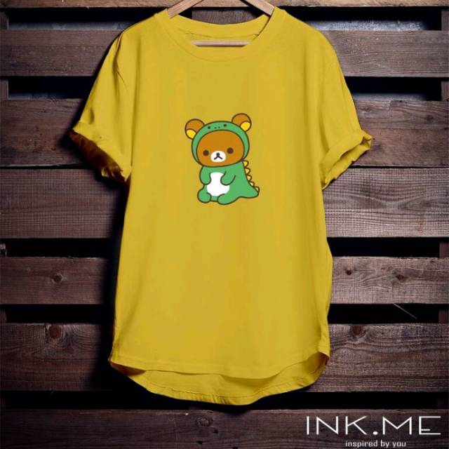 RILAKKUMA - in dino custm / TSHIRT/KAOS DISTRO/KAOS PROMO RILAKKUMA
