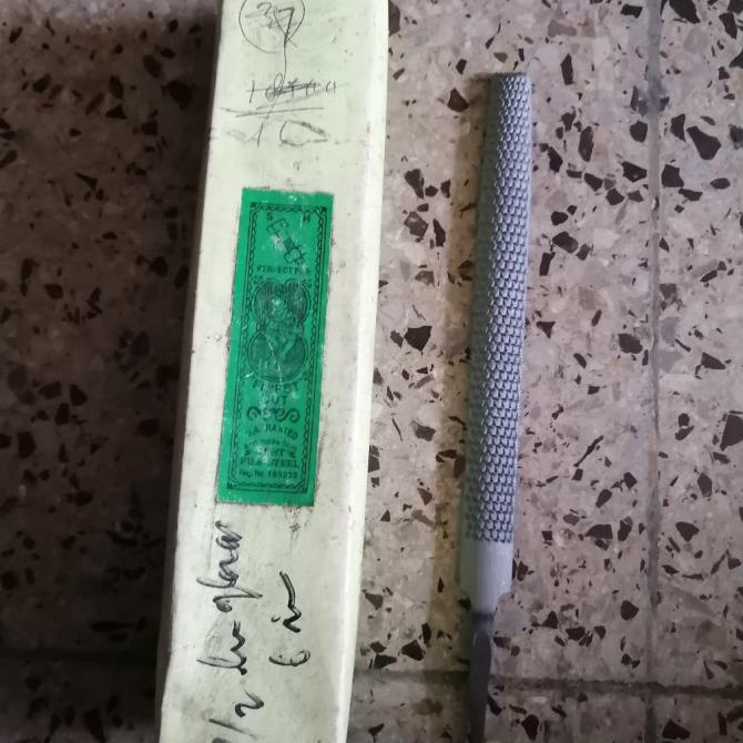 Produk Terbaik] Kikir 6 Inch Kayu Setengah Bulat India