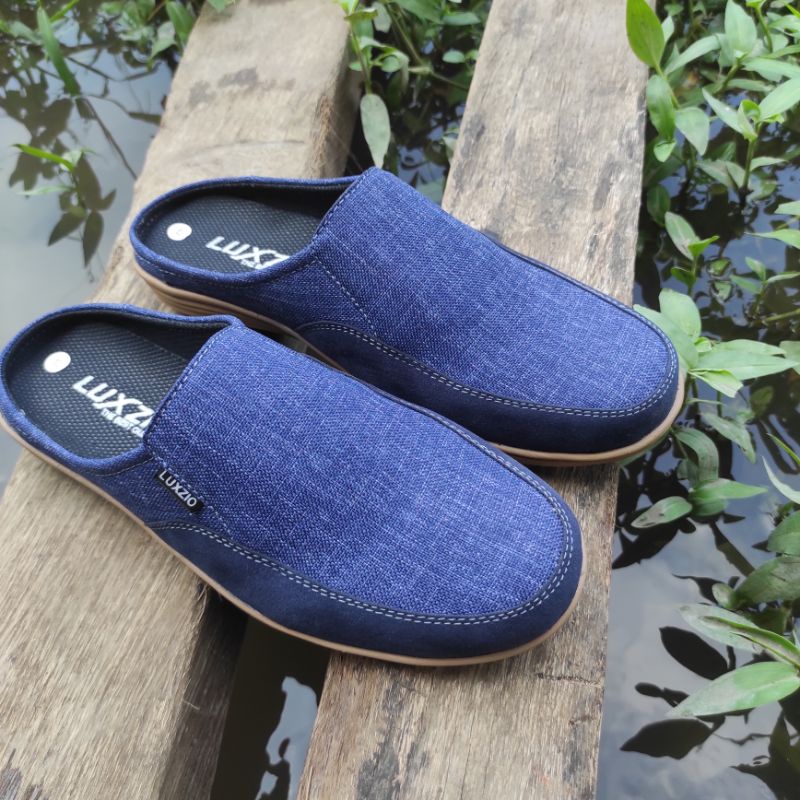 Selop Bustong Pria Slip On  Cowok Kasual Santai Karet Lentur Kulit Suede