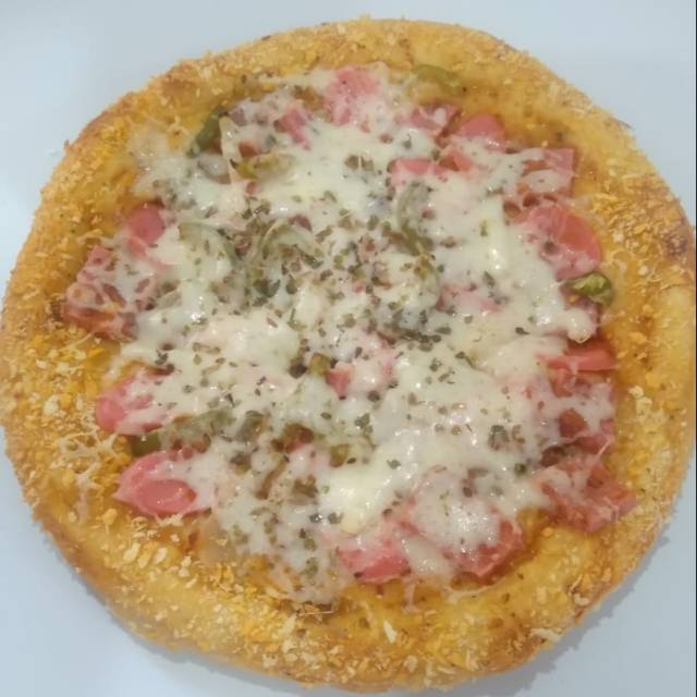 

Pizza Mozza Medium 22cm fresh from the Oven