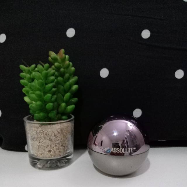 Lakme absolute mousse foundation