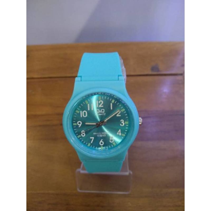 Jam Tangan Wanita Q&amp;Q QnQ QQ VP46 VP46J Mengkilap Analog New Series Water Resist Original