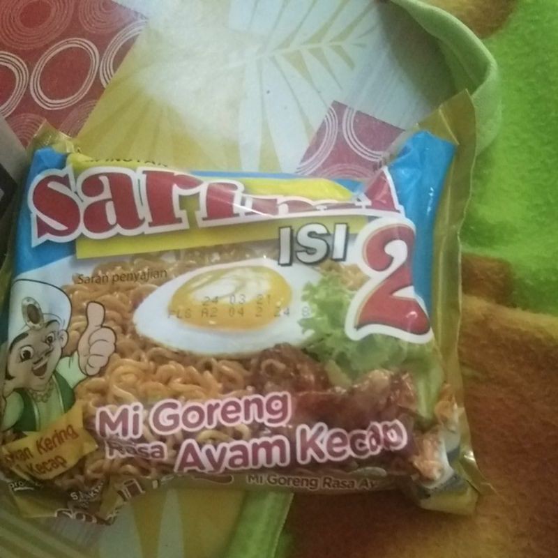 

sarimi isi 2 goreng ayam kecap