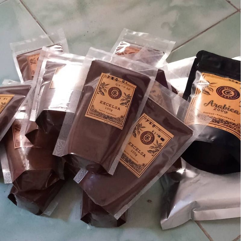 

Kopi Robusta Temanggung Asli 100 gram