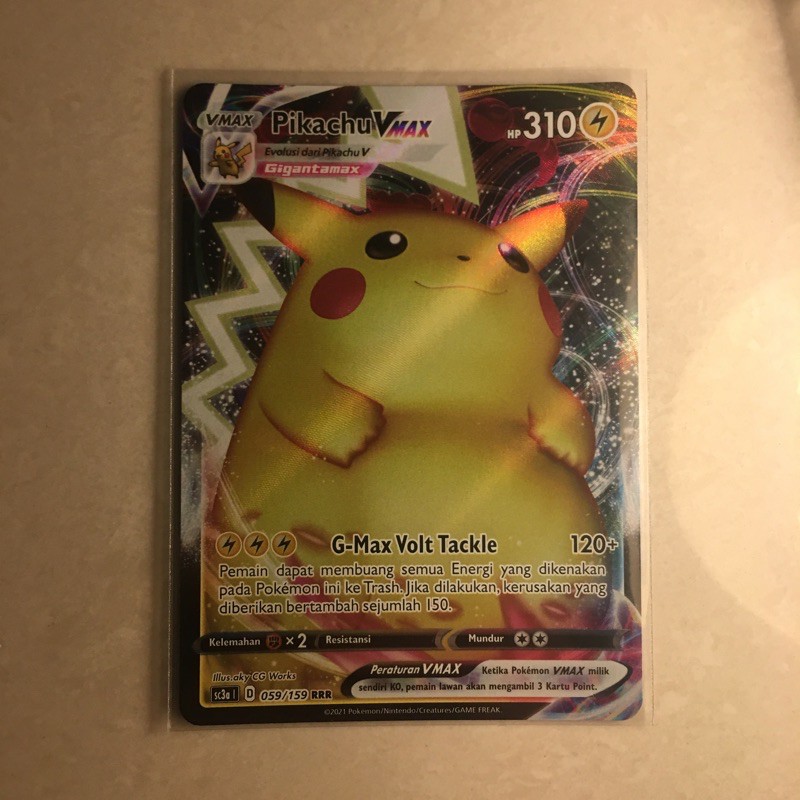 Kartu Pokemon,Pikachu VMAX RRR