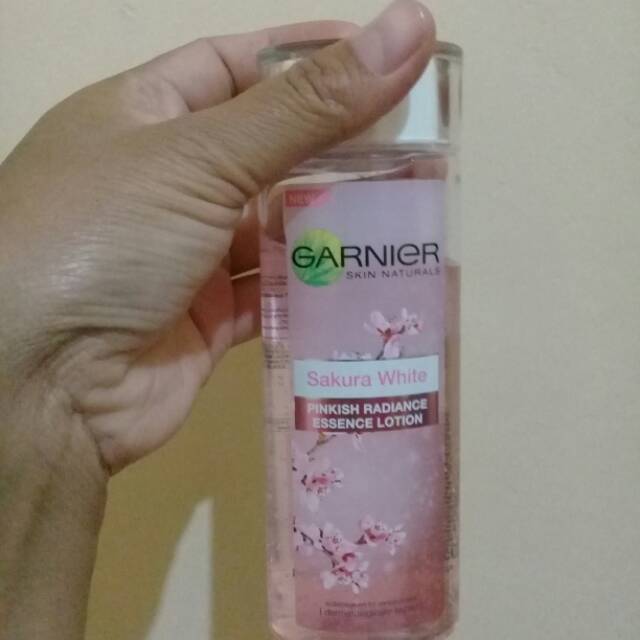 preloved toner lotion garnier sakura white essence