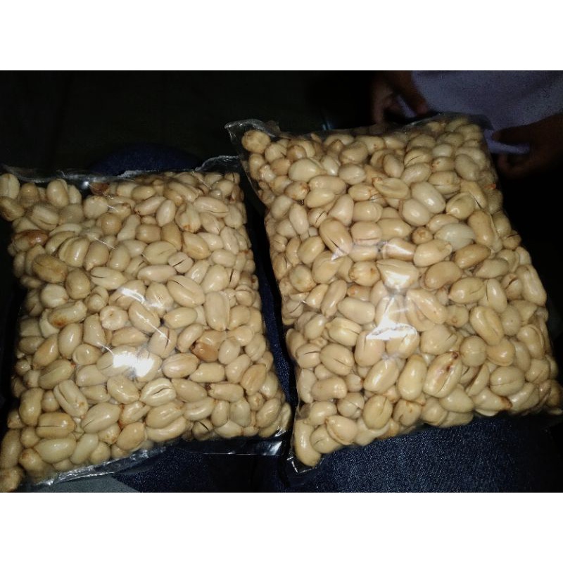 

kacang bawang goreng