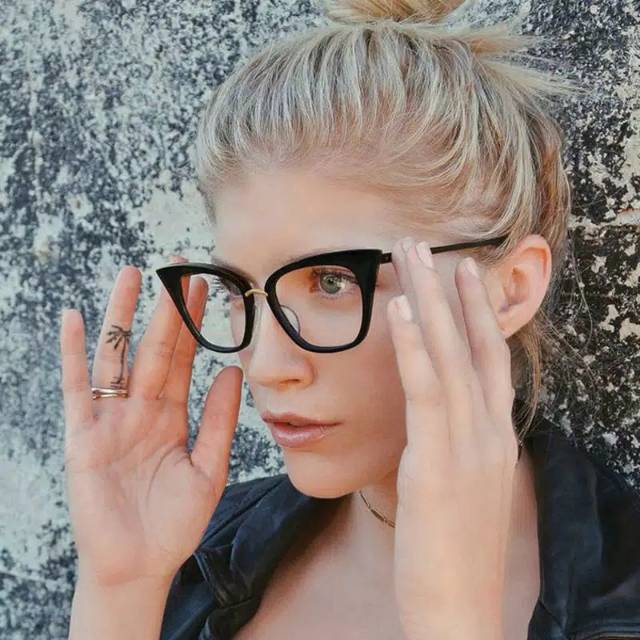 Kacamata Lensa Bening Treng Wanita Terkini