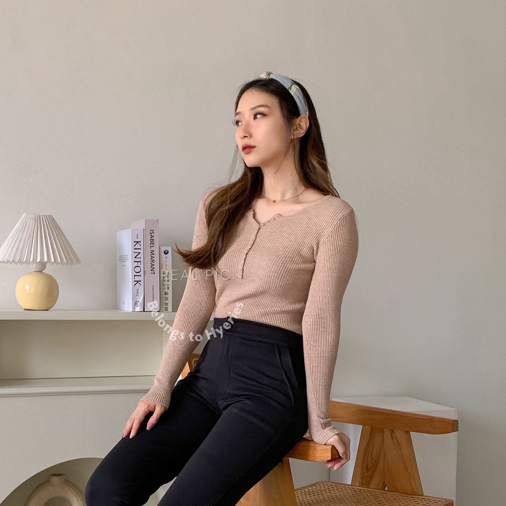 HYERIES Dahyeon top / Atasan Casual Wanita Korea / Vneck Knit Top / Button Knit Long Sleeves / Atasan Lengan Panjang / Blouse Wanita / Pakaian Polos Wanita / Atasan Rajut / Atasan Knit / Basic Top Knit / Atasan Polos Lengan Panjang / Manset / Korean Top