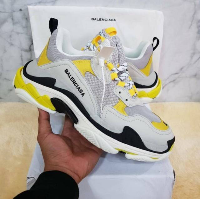 Balenciaga Triple S &quot;Grey Yellow&quot;