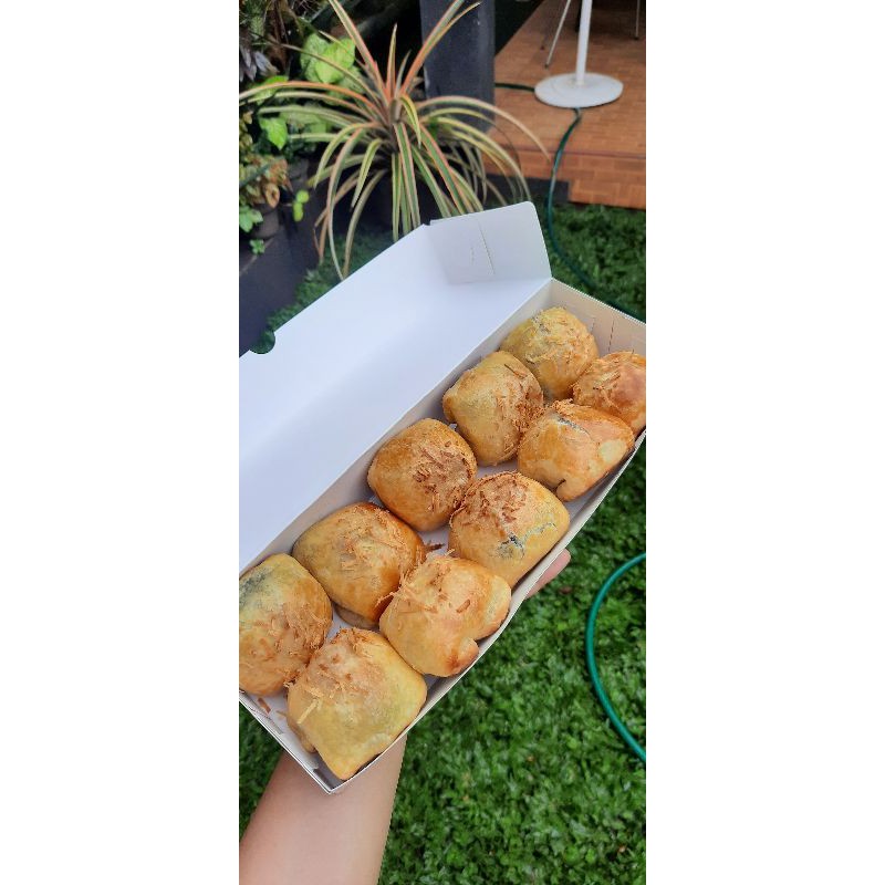 

bolen pisang coklat keju