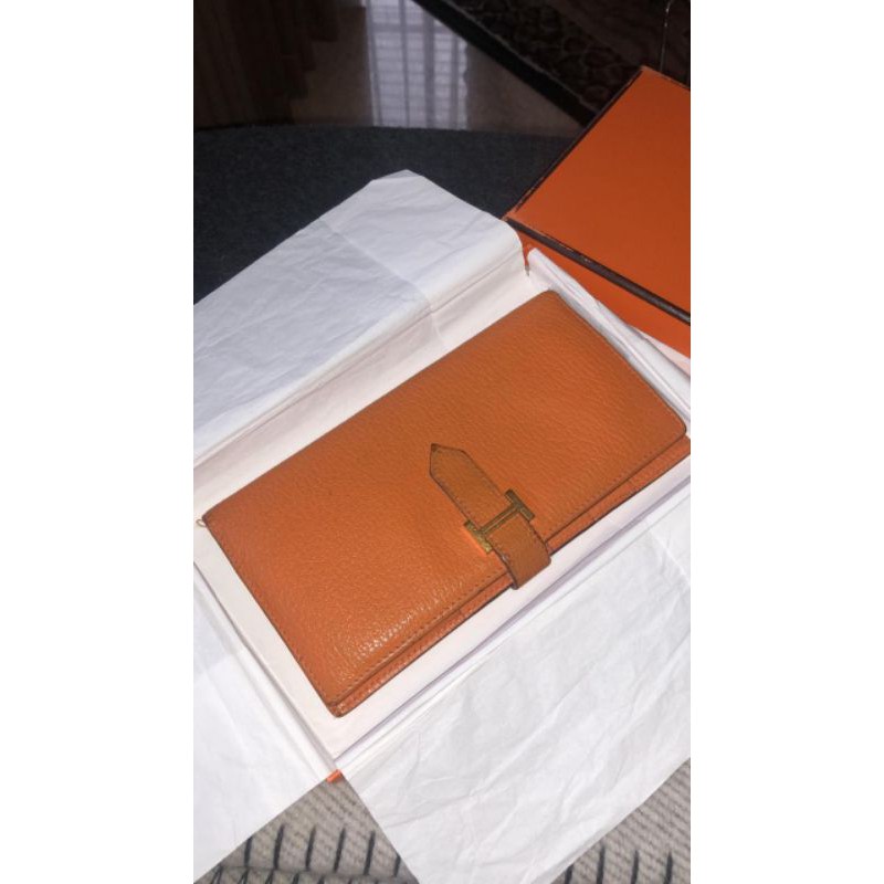 dompet hermes preloved